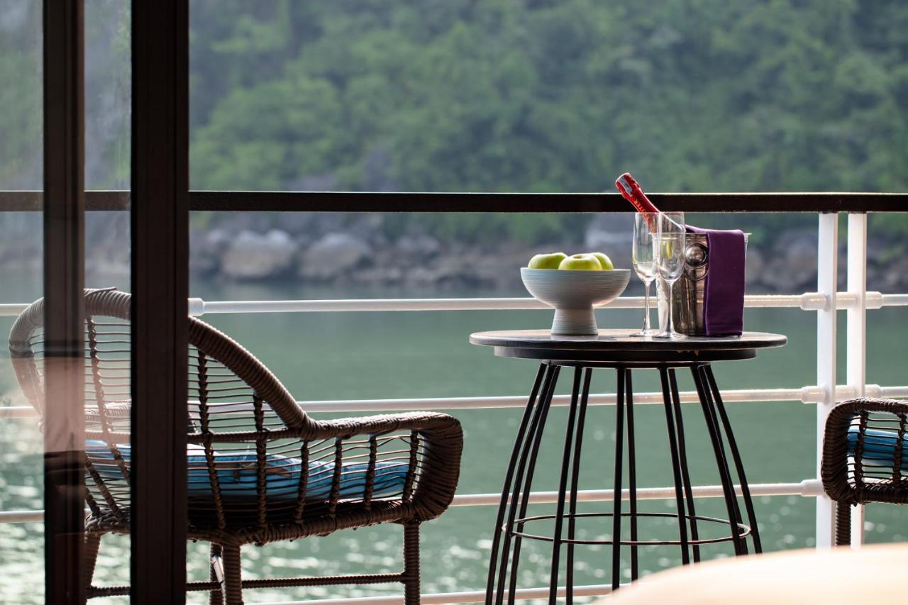 Mon Cheri Cruises Hạ Long Extérieur photo